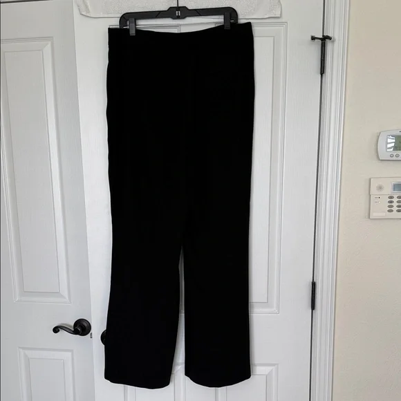 Express High-Rise Wide Leg Crepe Pants Black Pleated Workwear 14R 31” Inseam - Picture 4 of 5